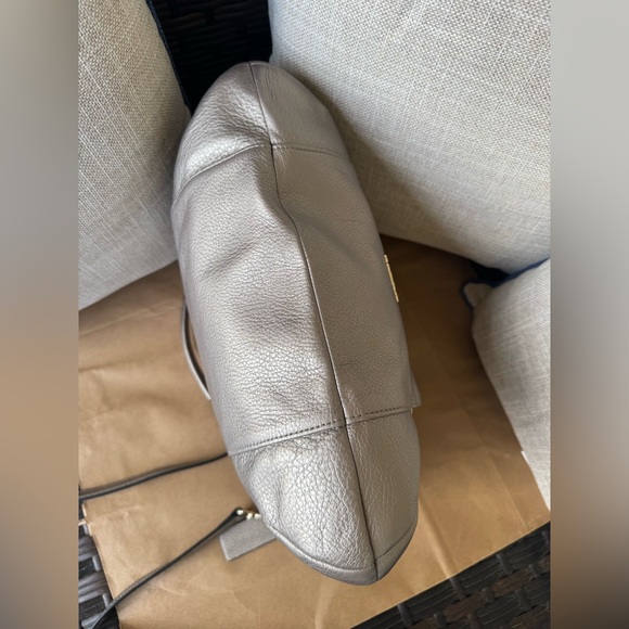 Coach hobo Crossbody bag metallic silver NWOT - Picture 13 of 17